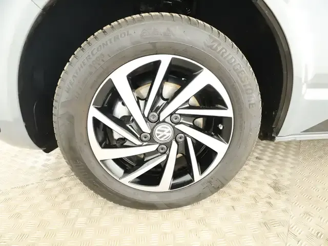 Volkswagen T6.1 California