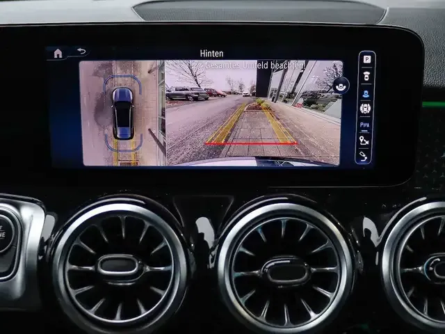 Mercedes-Benz GLB 200