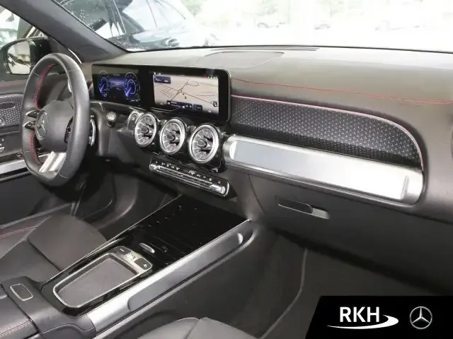 Mercedes-Benz EQB 300