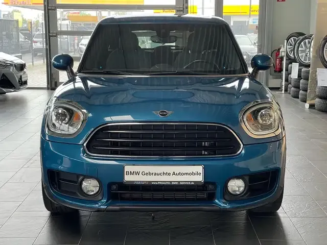 MINI One Countryman