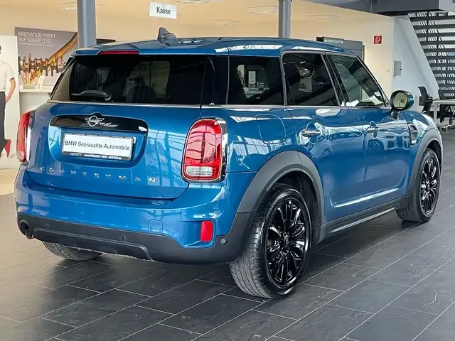 MINI One Countryman