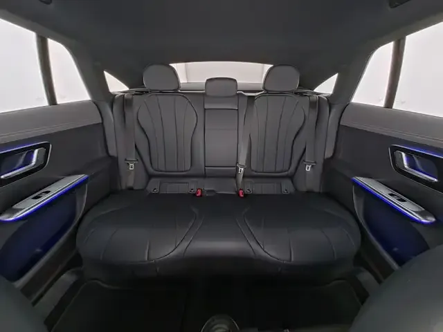 Mercedes-Benz EQE 350