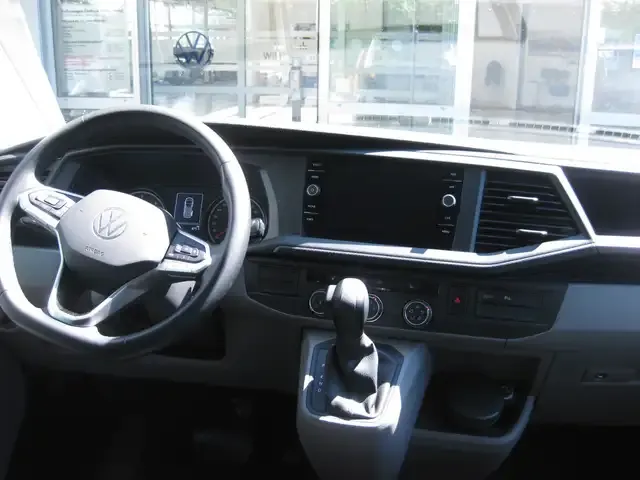 Volkswagen T6.1 Caravelle