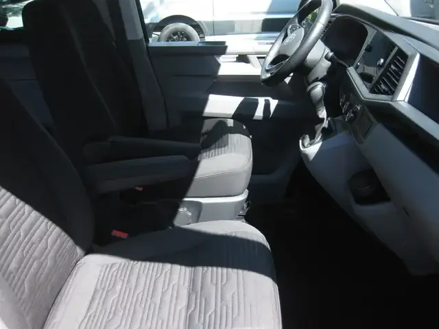 Volkswagen T6.1 Caravelle