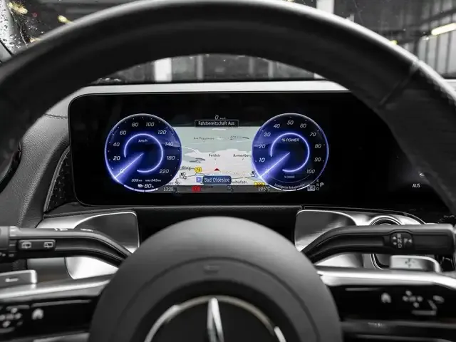 Mercedes-Benz EQB 300