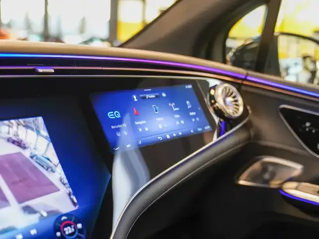 Mercedes-Benz EQE 500