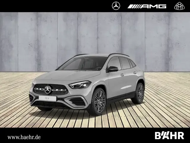 Mercedes-Benz GLA 200