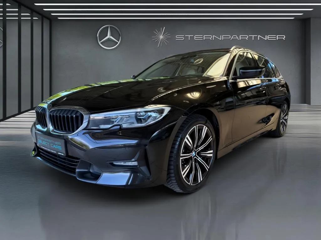 BMW 330