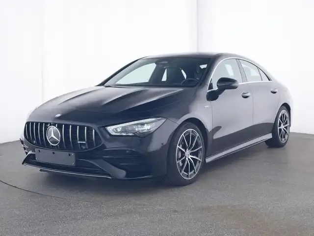 Mercedes-Benz CLA 35 AMG