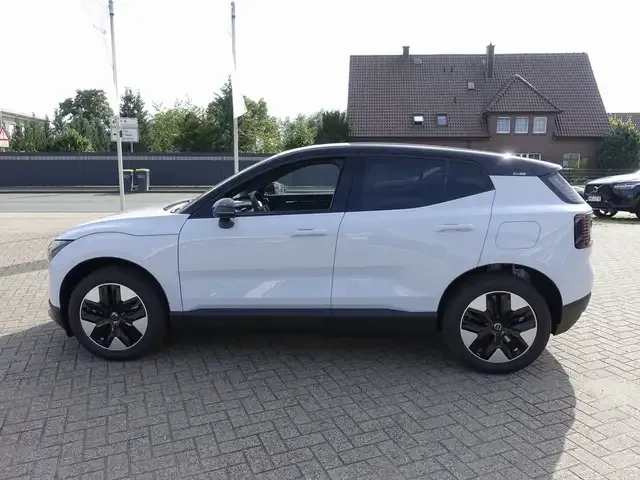 Volvo EX30