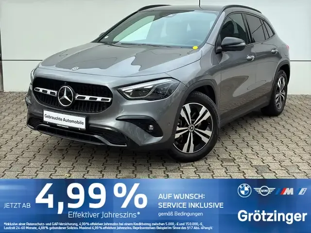 Mercedes-Benz GLA 220