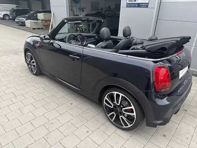 MINI John Cooper Works Cabrio