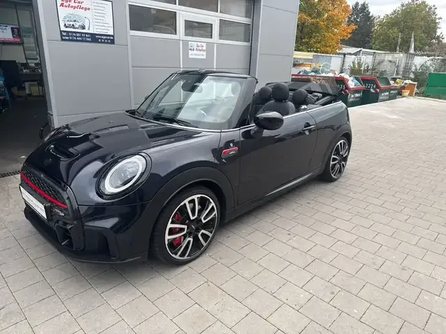 MINI John Cooper Works Cabrio