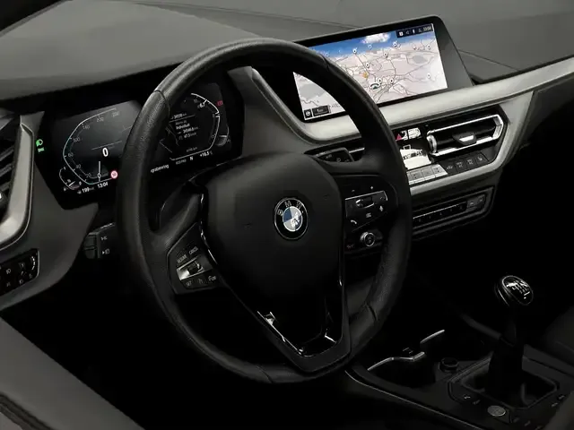 BMW 118