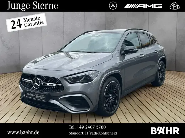 Mercedes-Benz GLA 200