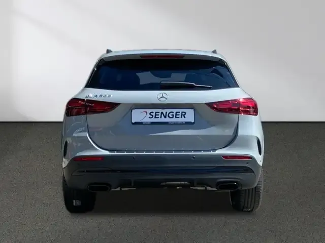 Mercedes-Benz GLA 200