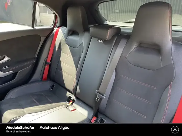 Mercedes-Benz A 35 AMG