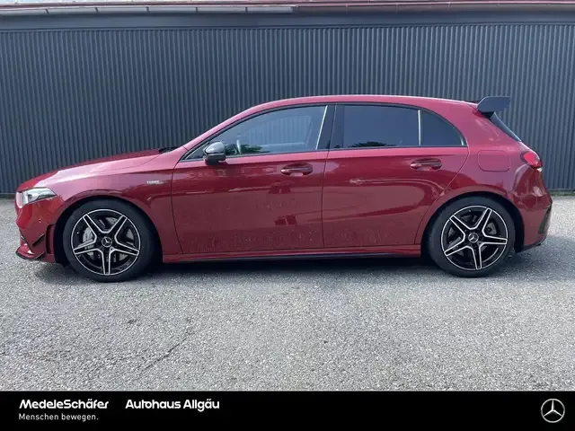 Mercedes-Benz A 35 AMG