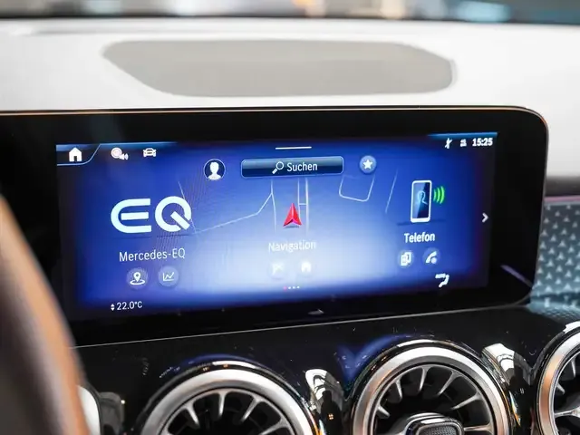 Mercedes-Benz EQB 300