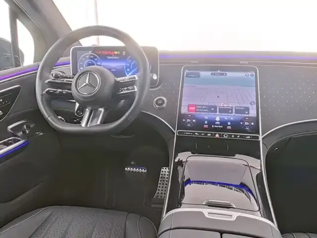 Mercedes-Benz EQE SUV