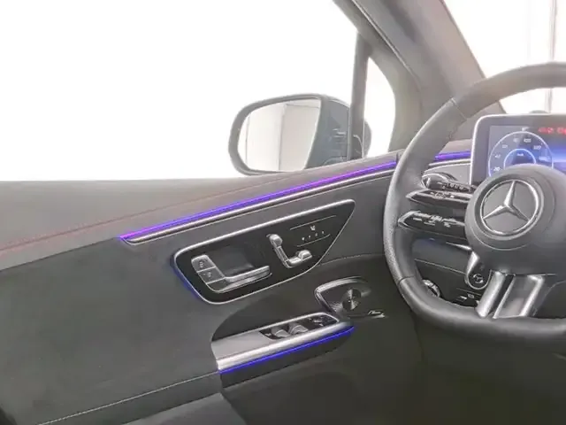 Mercedes-Benz EQE SUV