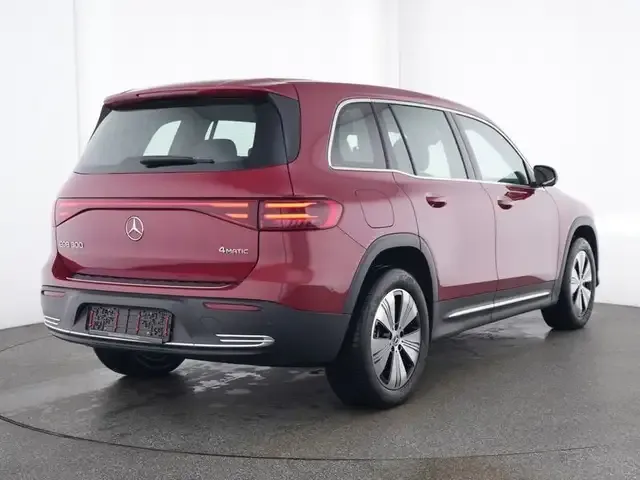 Mercedes-Benz EQB 300