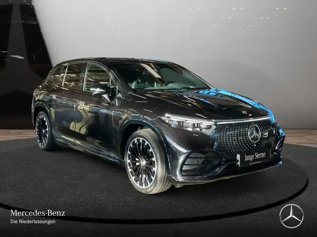 Mercedes-Benz EQS SUV