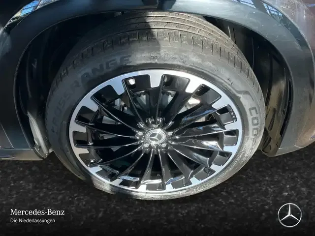 Mercedes-Benz EQS SUV