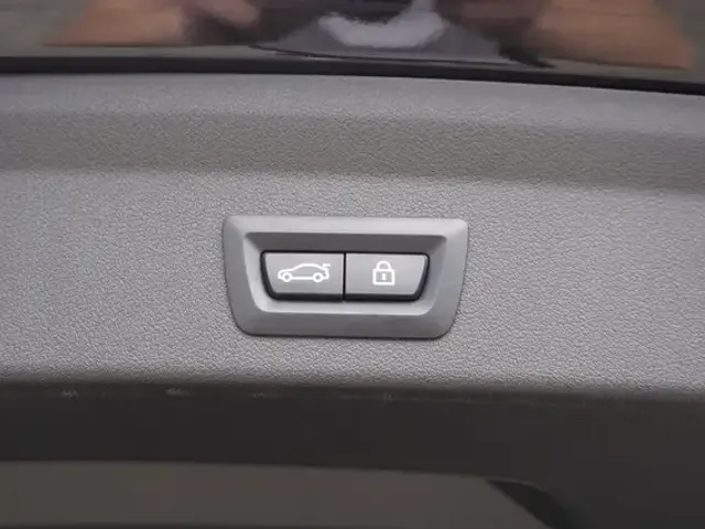 BMW 128