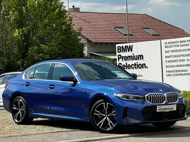 BMW 330