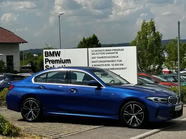 BMW 330