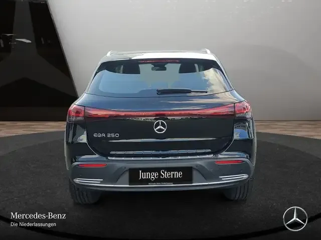 Mercedes-Benz EQA 250