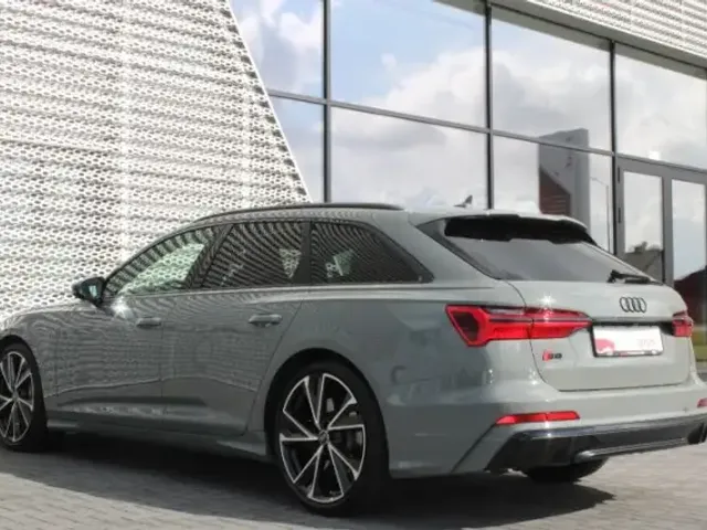 Audi S6
