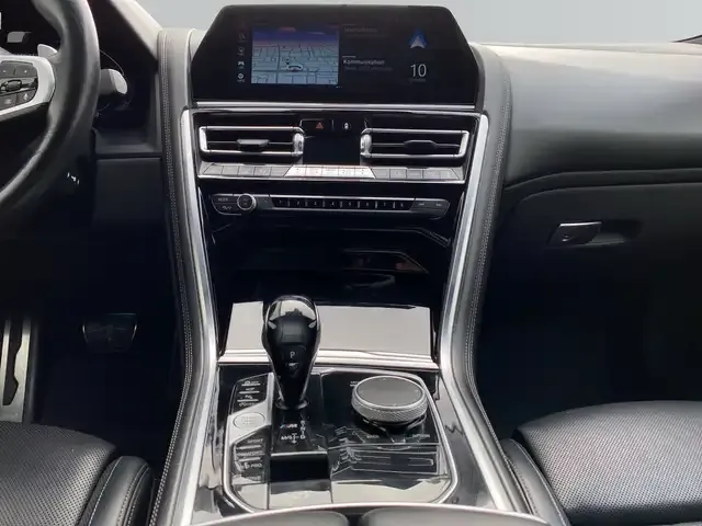 BMW M850