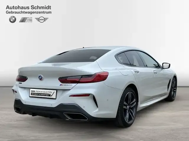 BMW M850