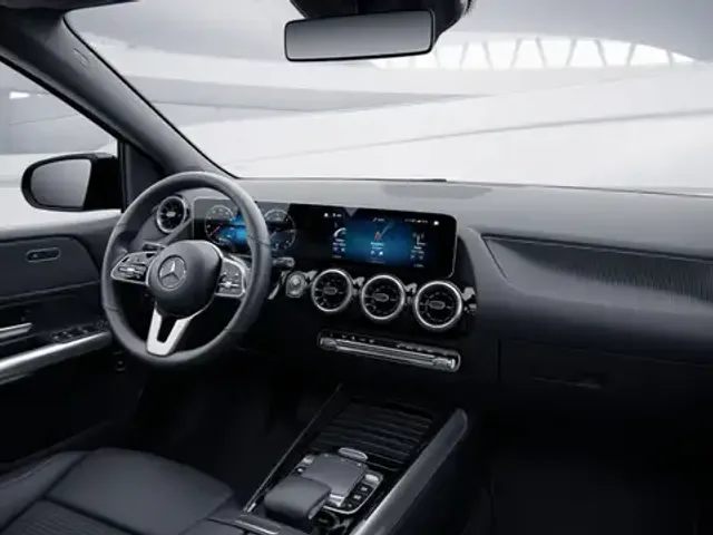 Mercedes-Benz B 220