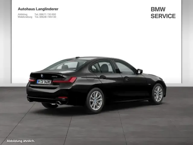 BMW 330