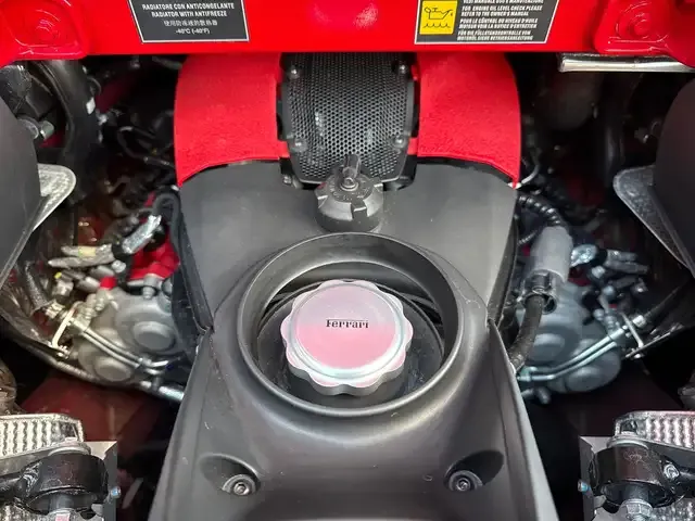 Ferrari F8 Spider