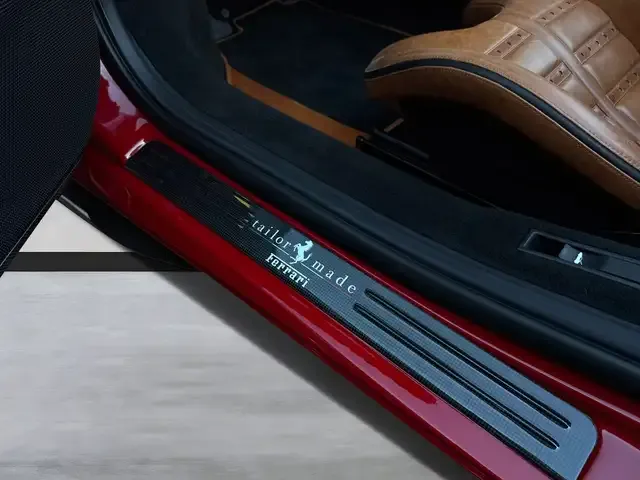 Ferrari F8 Spider