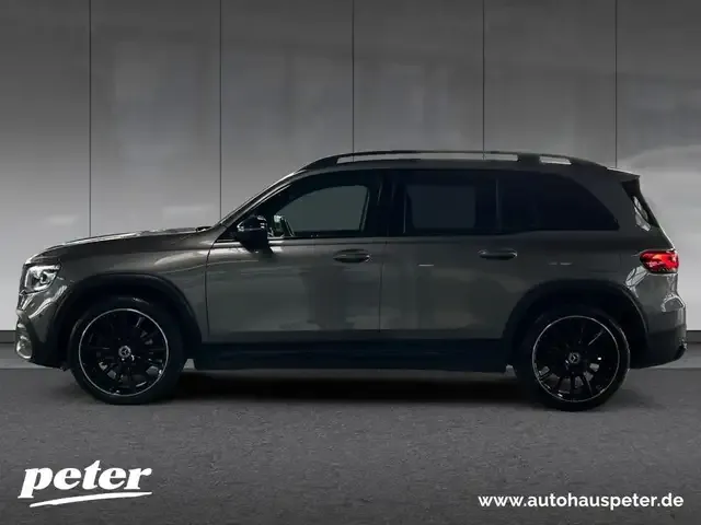 Mercedes-Benz GLB 200