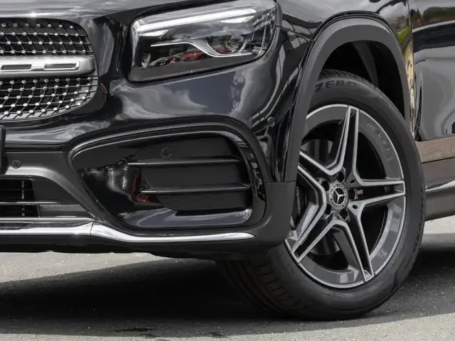 Mercedes-Benz GLB 180