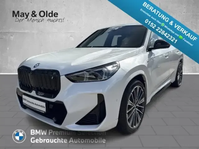 BMW iX1