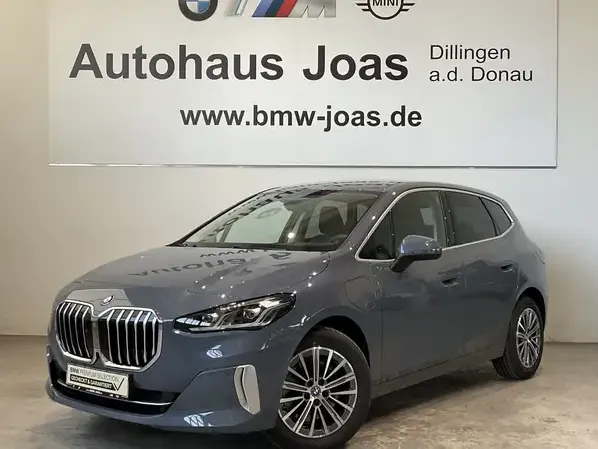 BMW 230