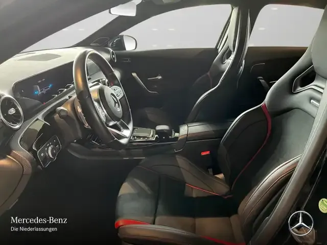 Mercedes-Benz A 35 AMG
