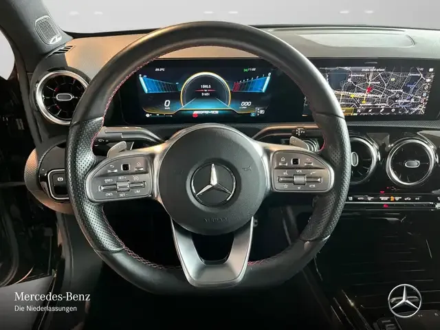 Mercedes-Benz A 35 AMG
