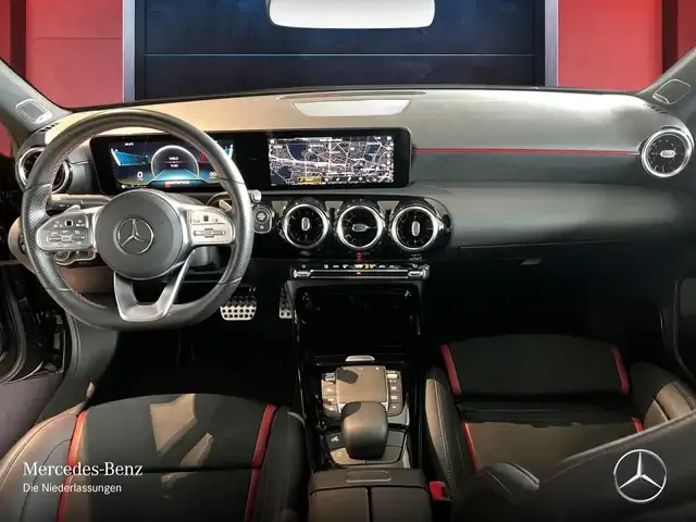 Mercedes-Benz A 35 AMG