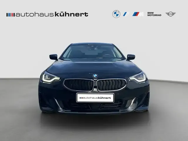 BMW 220