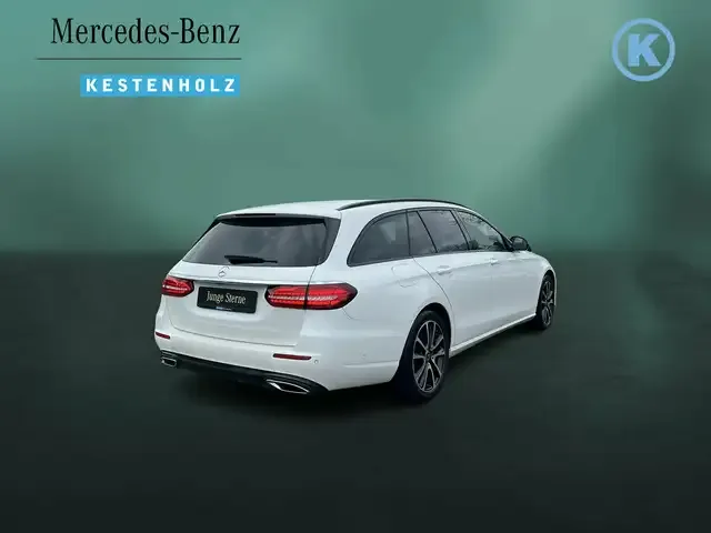 Mercedes-Benz E 400
