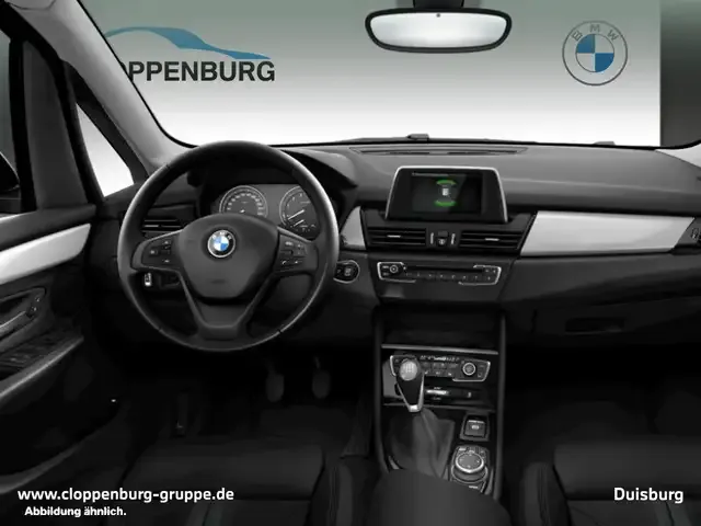 BMW 218