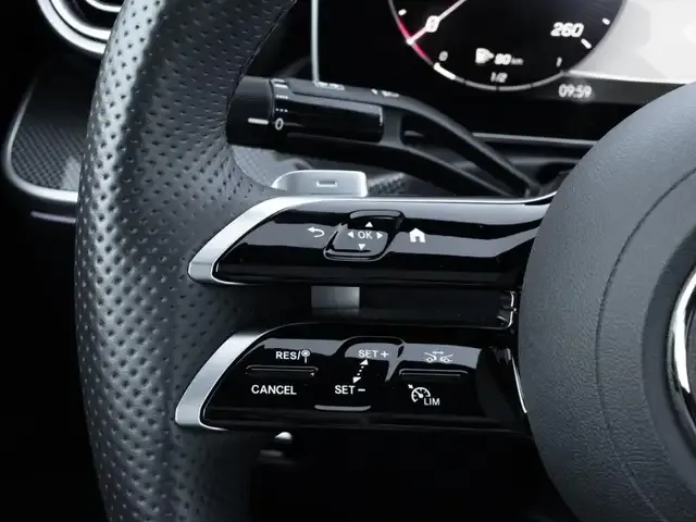 Mercedes-Benz CLE 200